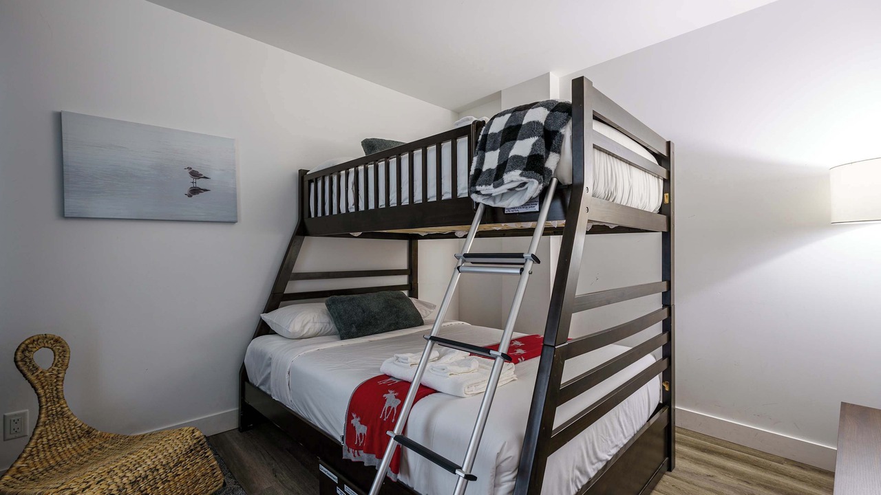 Photo of Bedroom in Baie-St-Paul