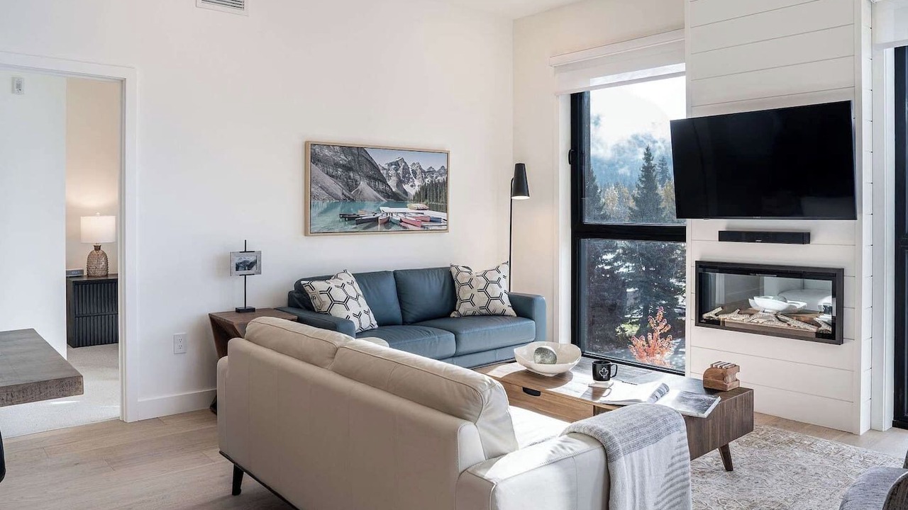 Photo of Livingroom in Revelstoke