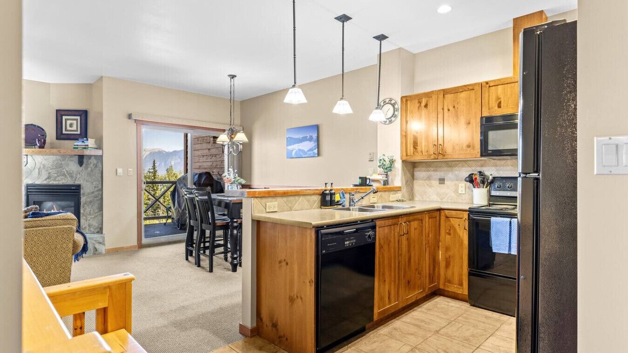 Photo of Kitchen in Golden