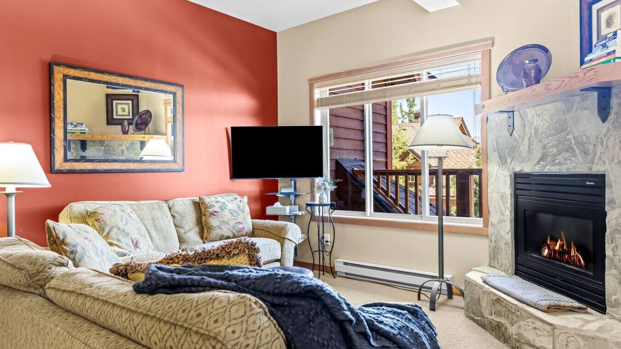 Photo of Livingroom in Golden