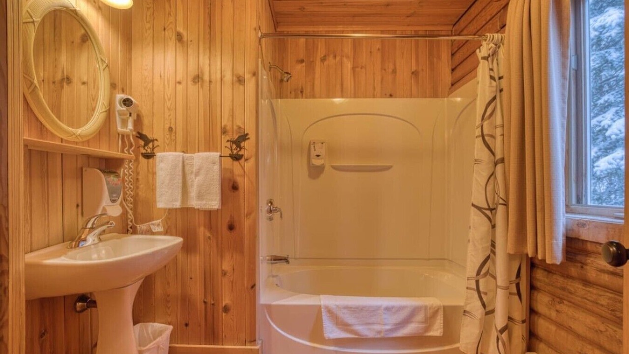 Photo of Bathroom in Saint-Paul-de-Montminy
