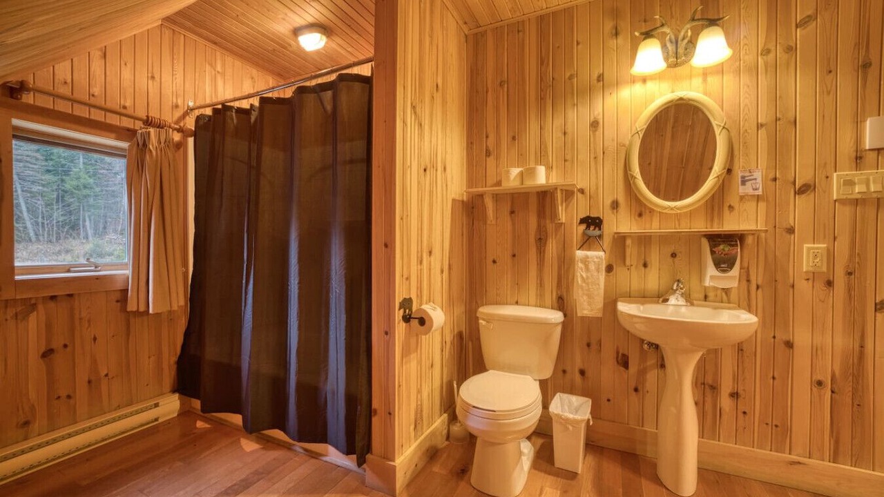 Photo of Bathroom in Saint-Paul-de-Montminy