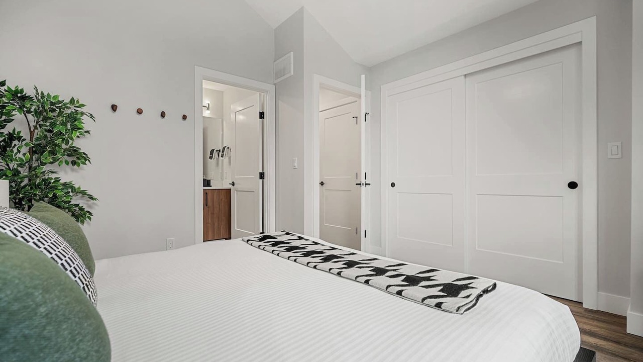 Photo of Bathroom in Panorama