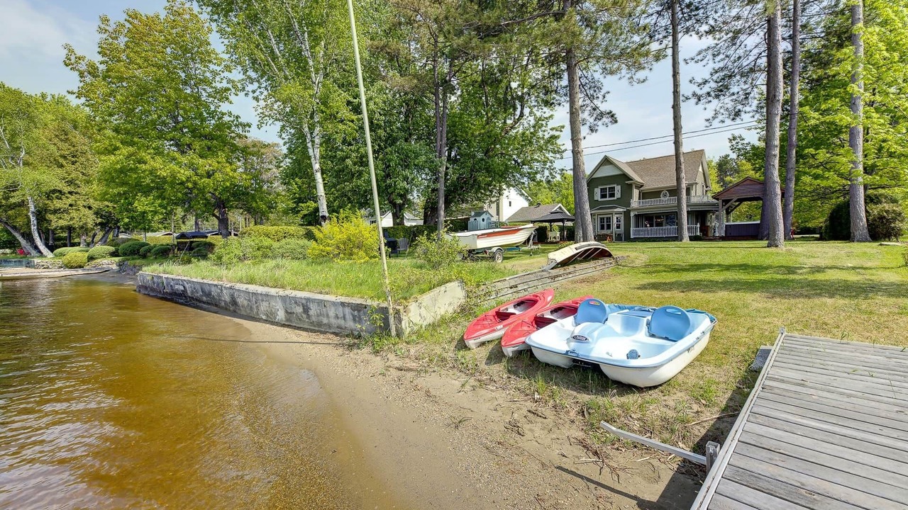 Photo of Others in Stratford