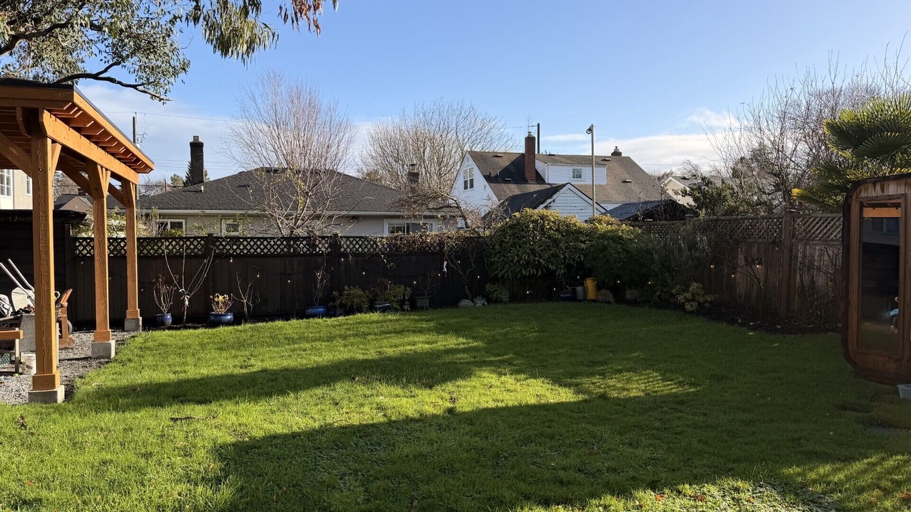 Photo of Outdoor in South Oak Bay