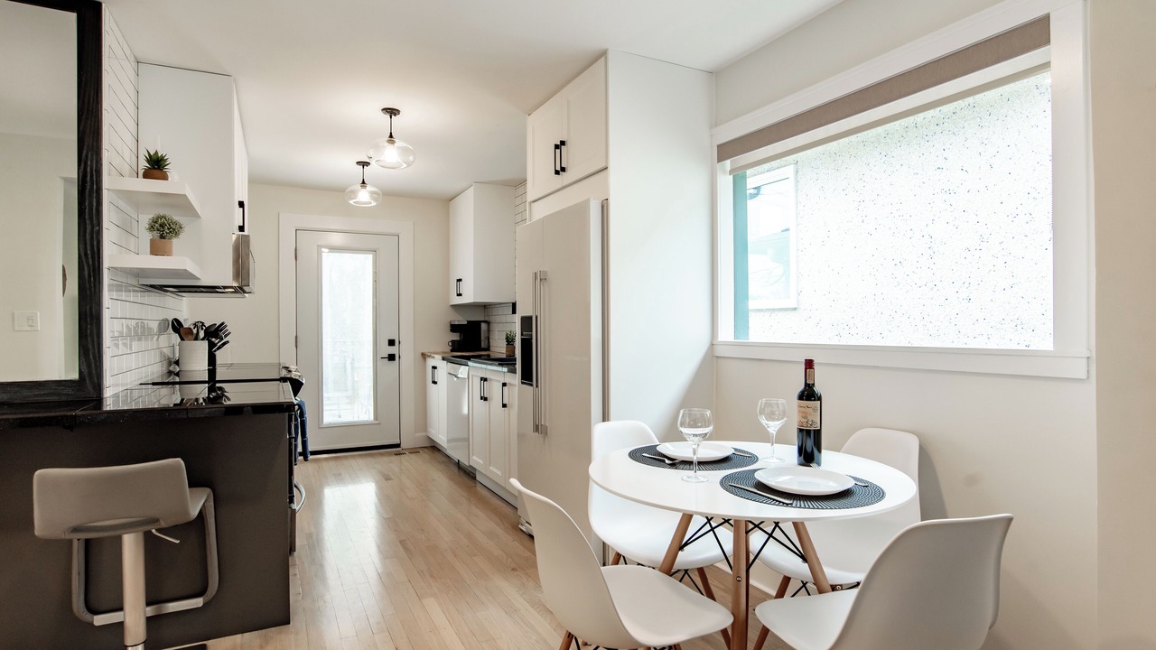 Photo of Kitchen in Southeast Edmonton