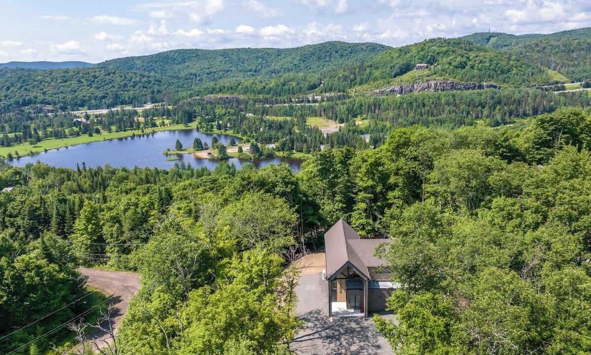 Photo of Outdoor in Saint-Faustin-Lac-Carre
