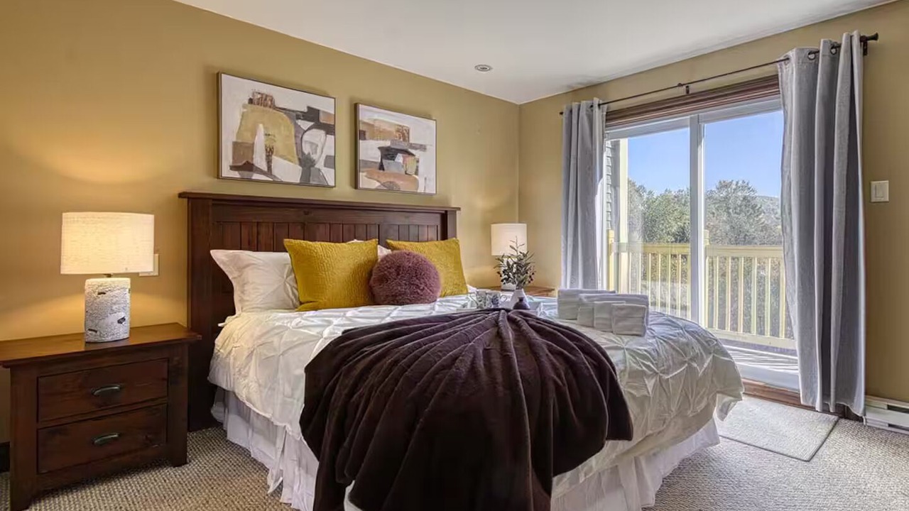 Photo of Bedroom in Mont-Tremblant