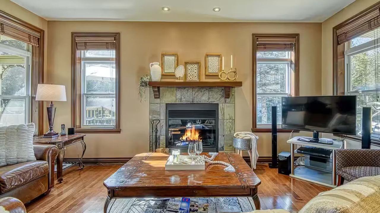Photo of Livingroom in Mont-Tremblant