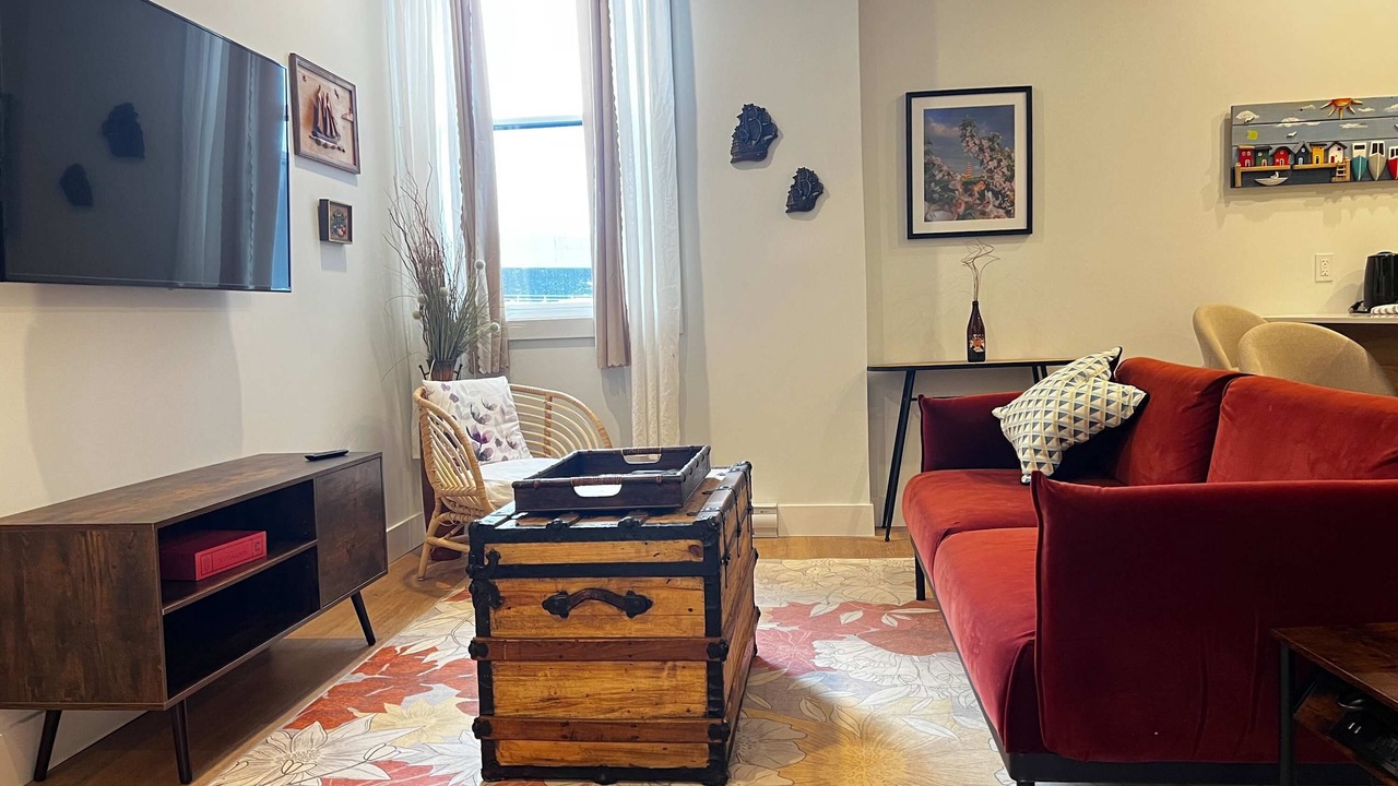 Photo of Livingroom in Downtown Halifax