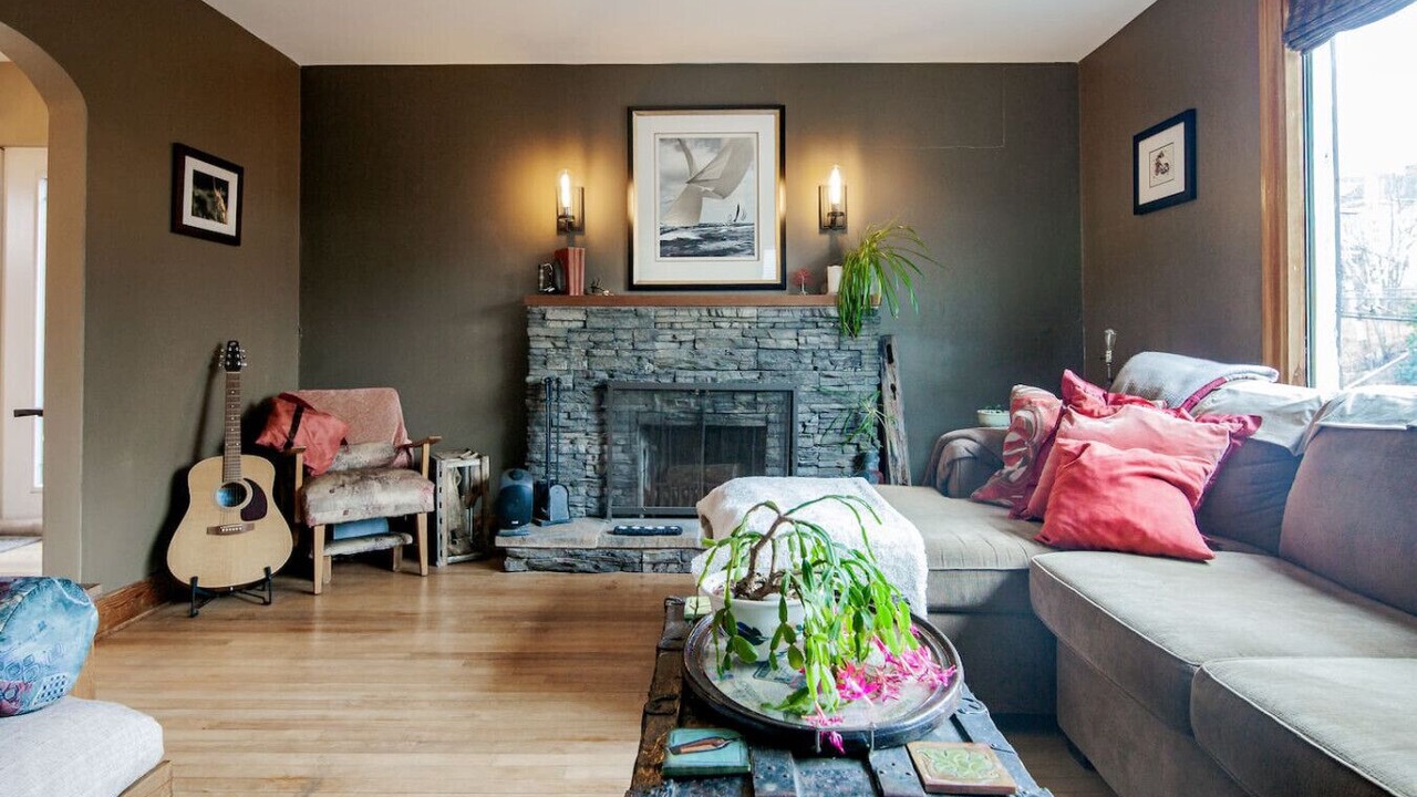 Photo of Livingroom in Dartmouth