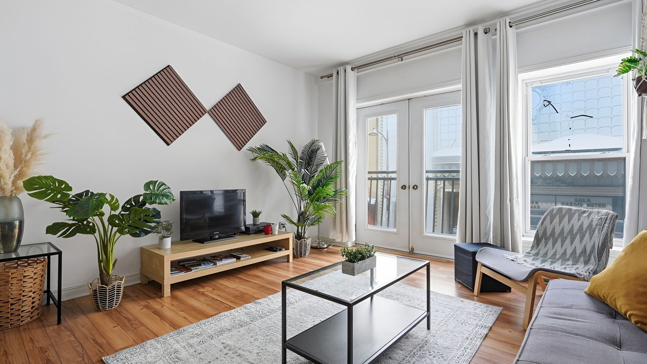 Photo of Livingroom in La Cite-Limoilou