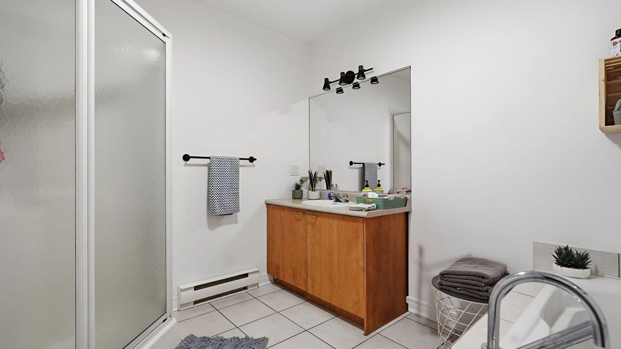 Photo of Bathroom in La Cite-Limoilou