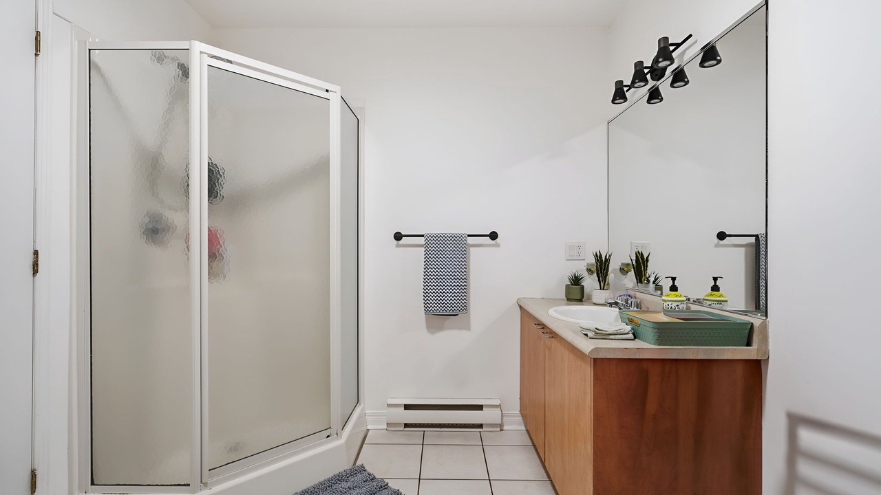 Photo of Bathroom in La Cite-Limoilou