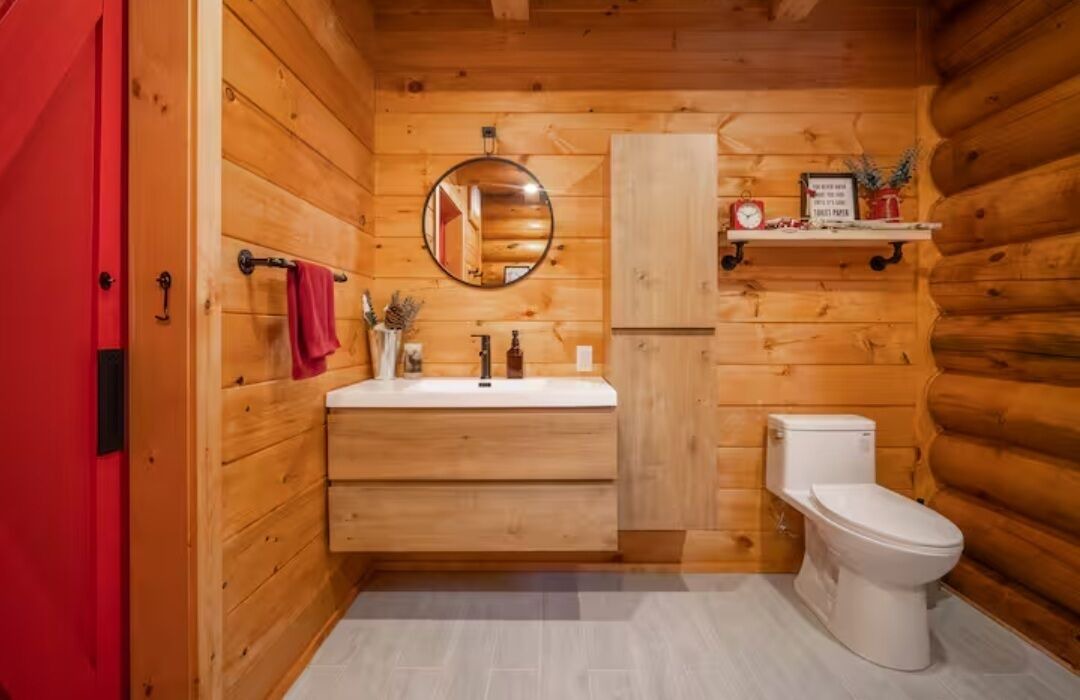 Photo of Bathroom in Saint-Philemon