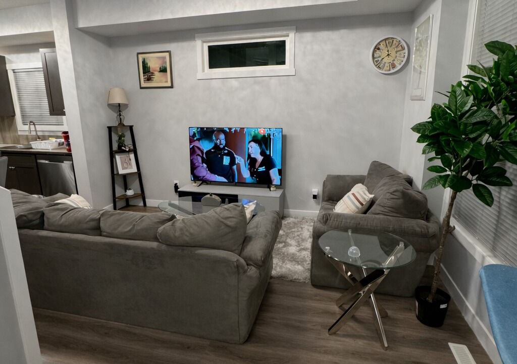 Photo of Livingroom in Whyte ave