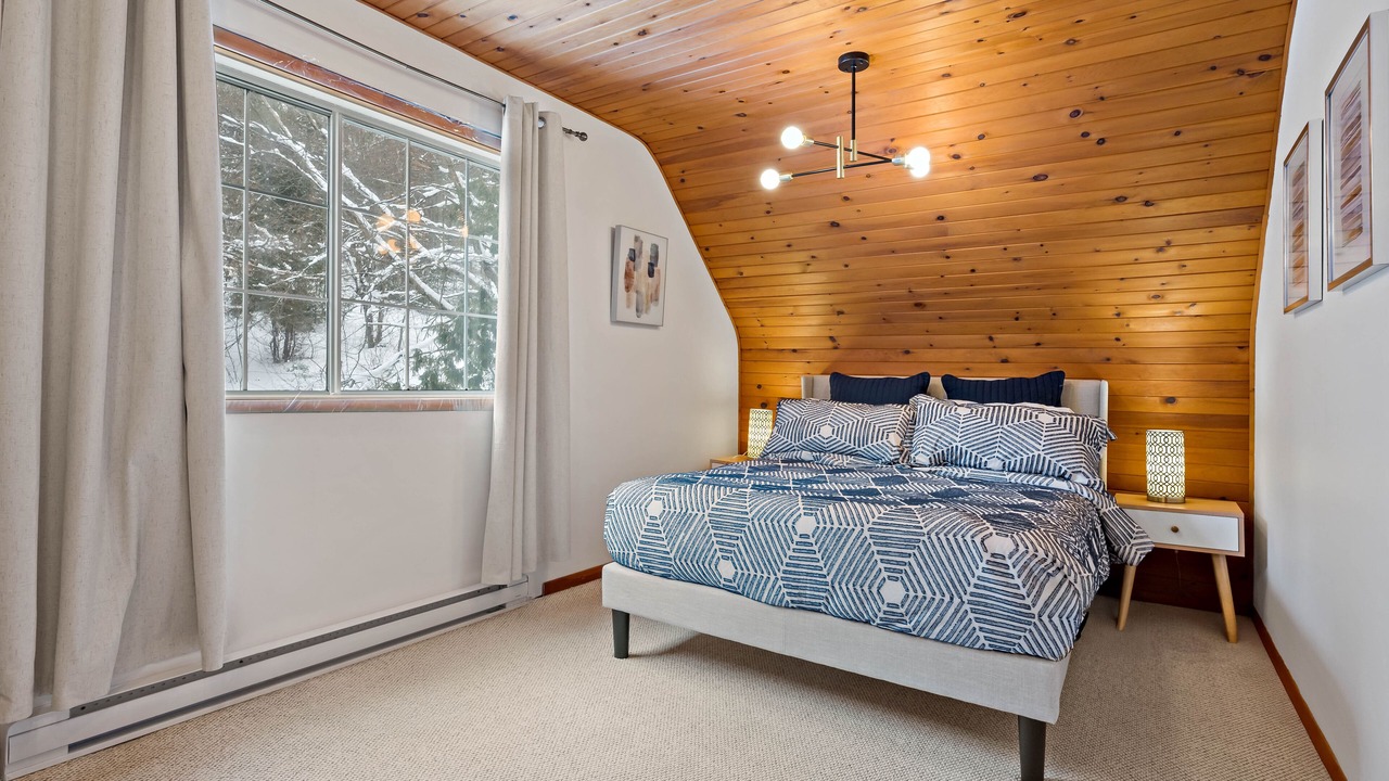 Photo of Bedroom in Mont-Tremblant