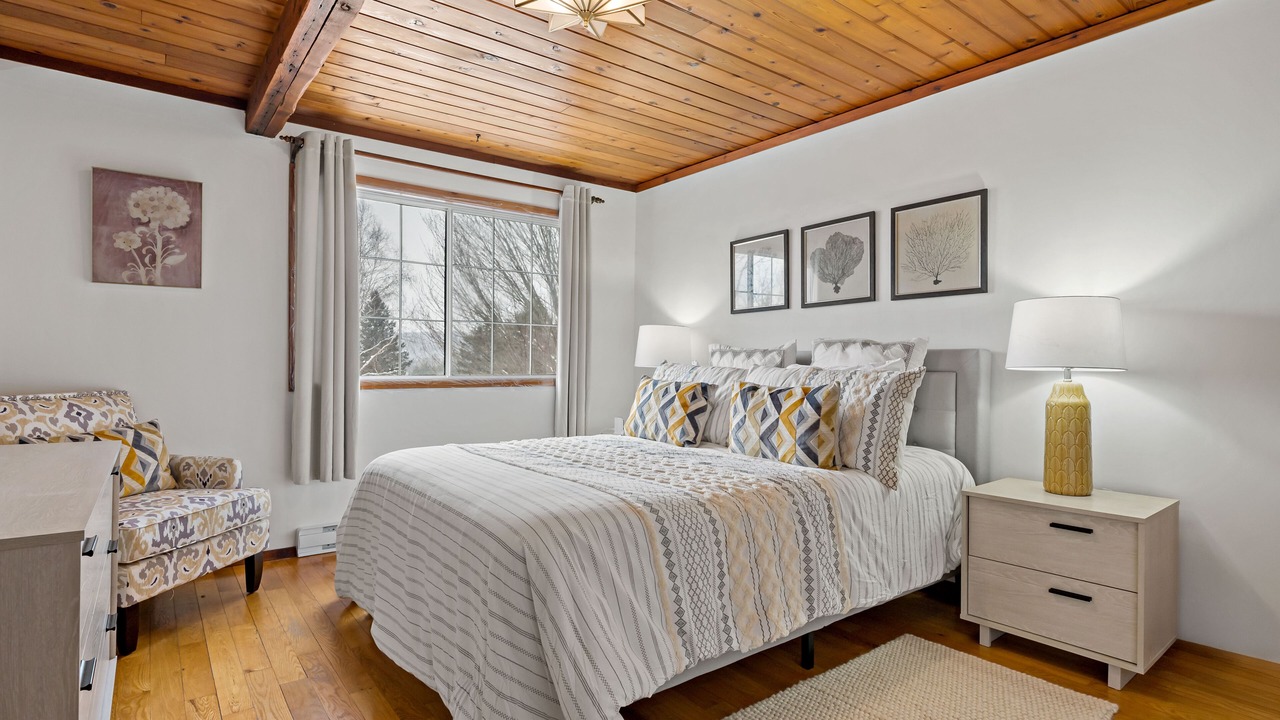 Photo of Bedroom in Mont-Tremblant