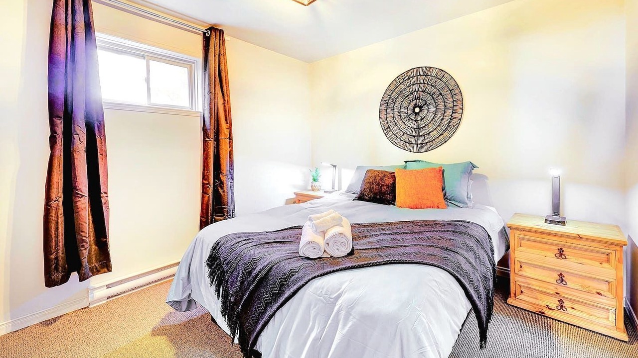Photo of Bedroom in Petite-Riviere-Saint-Francois