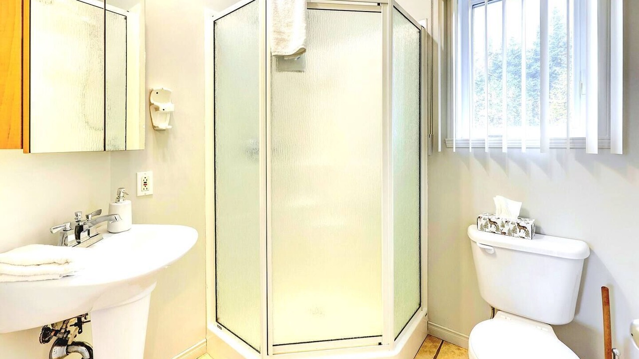 Photo of Bathroom in Petite-Riviere-Saint-Francois