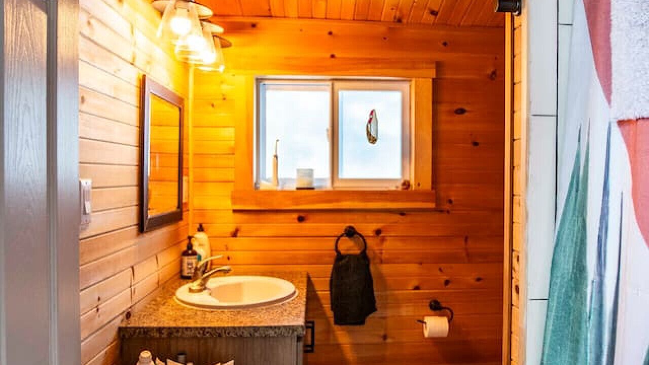 Photo of Bathroom in Pontiac