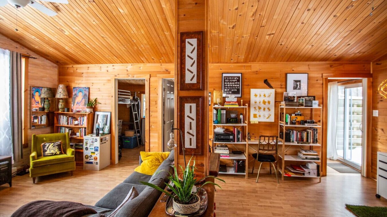 Photo of Livingroom in Pontiac