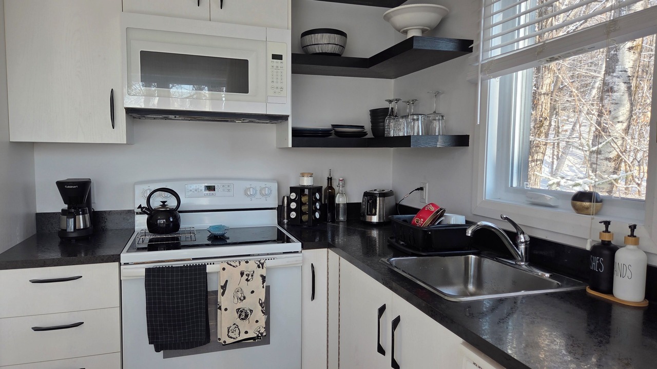 Photo of Kitchen in Sainte-Lucie-des-Laurentides