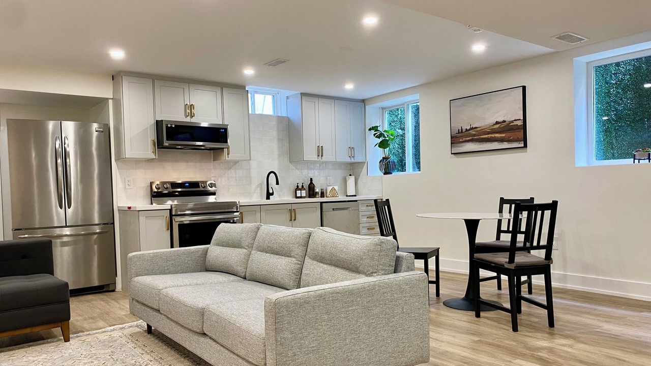 Photo of Livingroom in Milton