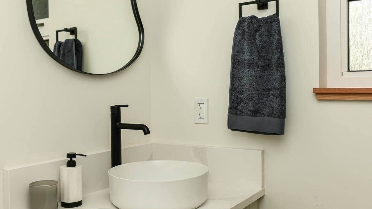 Photo of Bathroom in Hornby Island