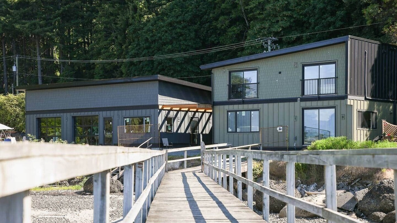 Photo of Others in Hornby Island
