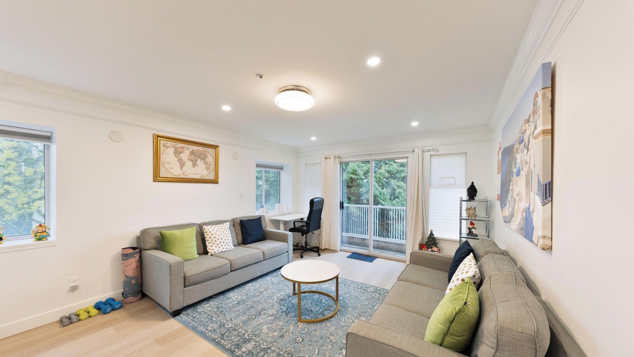 Photo of Livingroom in Sunset