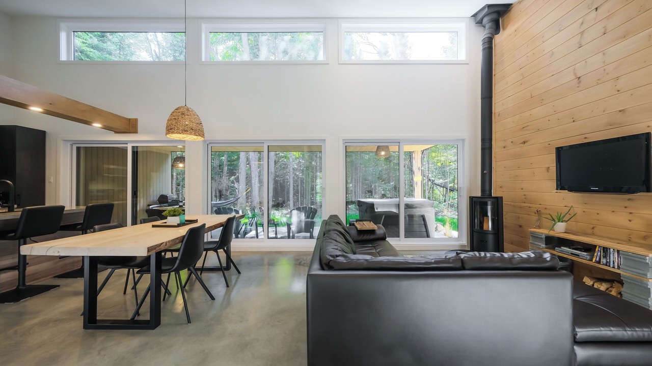 Photo of Livingroom in Notre-Dame-de-la-Merci