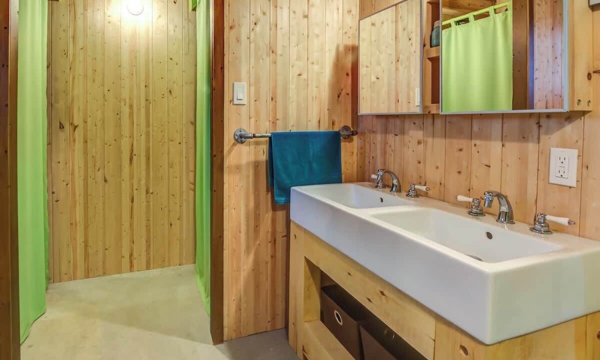 Photo of Bathroom in Maria-Chapdelaine