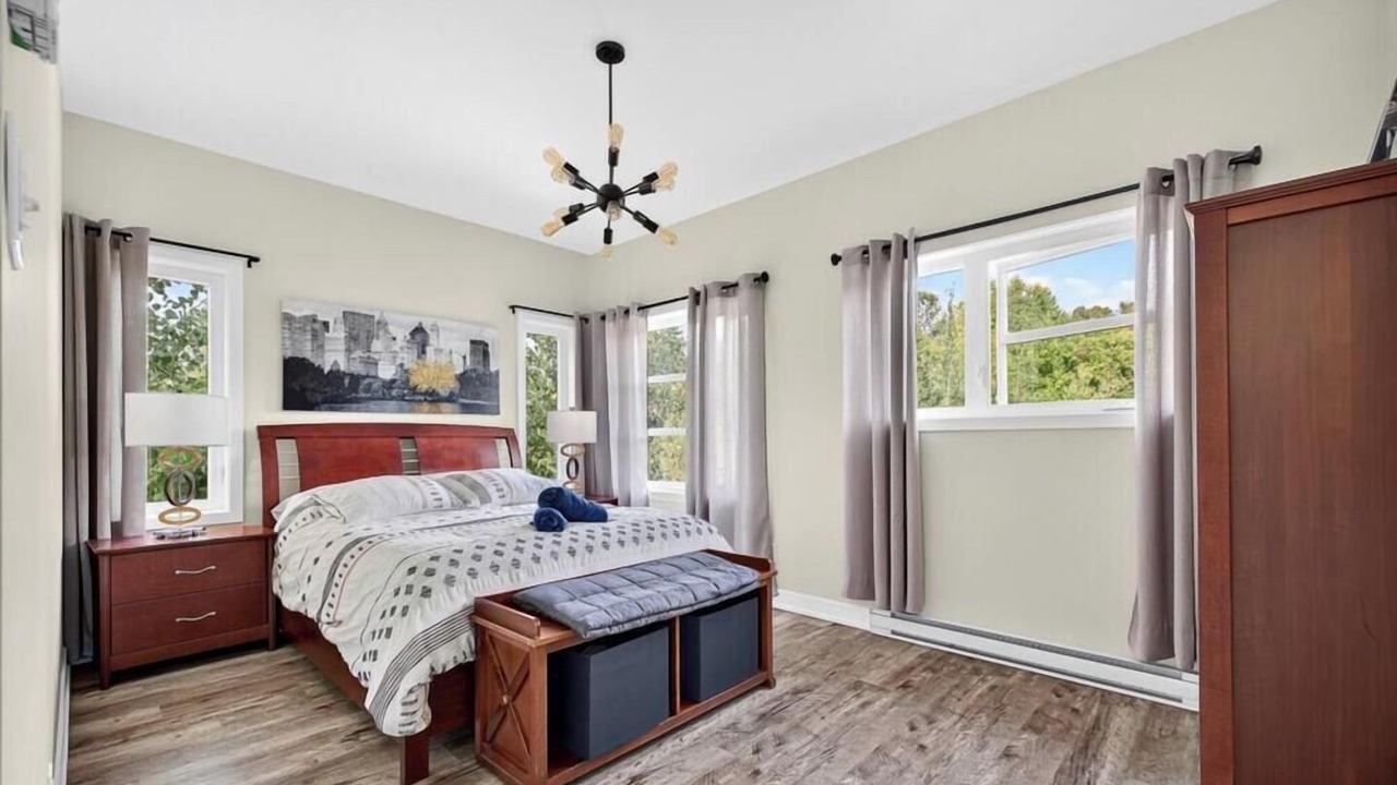 Photo of Bedroom in Communaute-Urbaine-de-l'Outaouais
