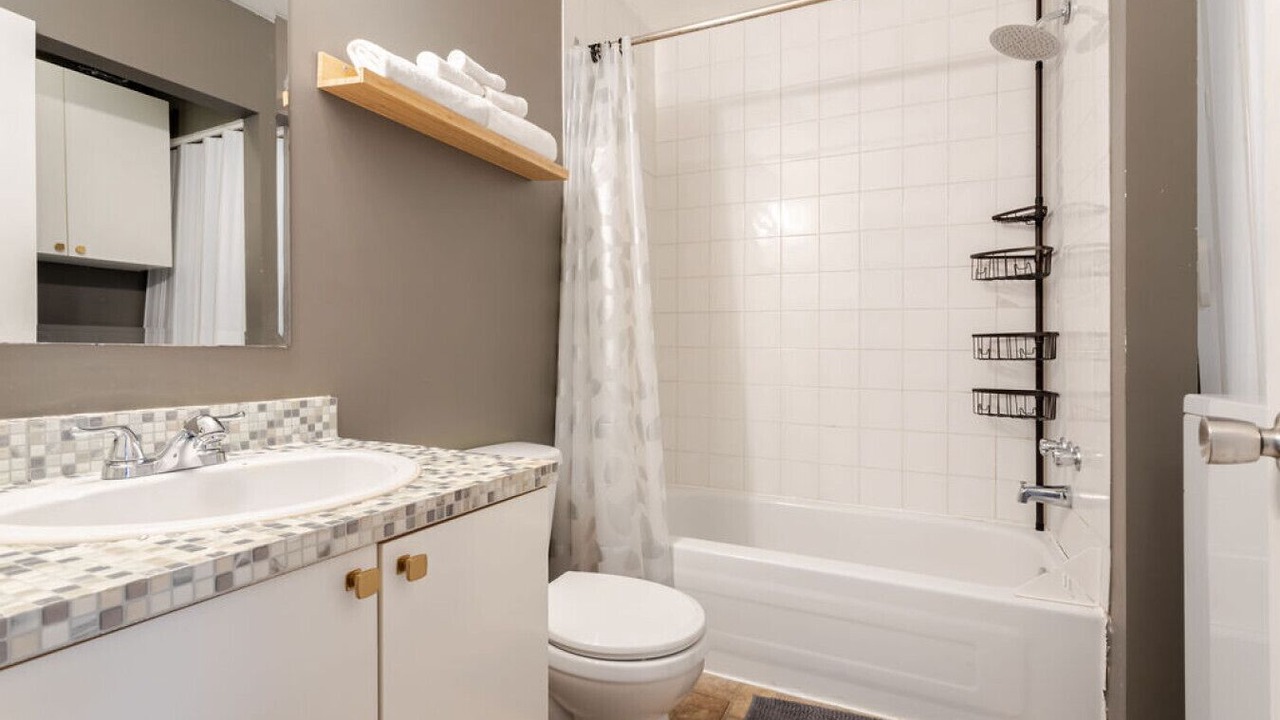 Photo of Bathroom in Cite Multimedia