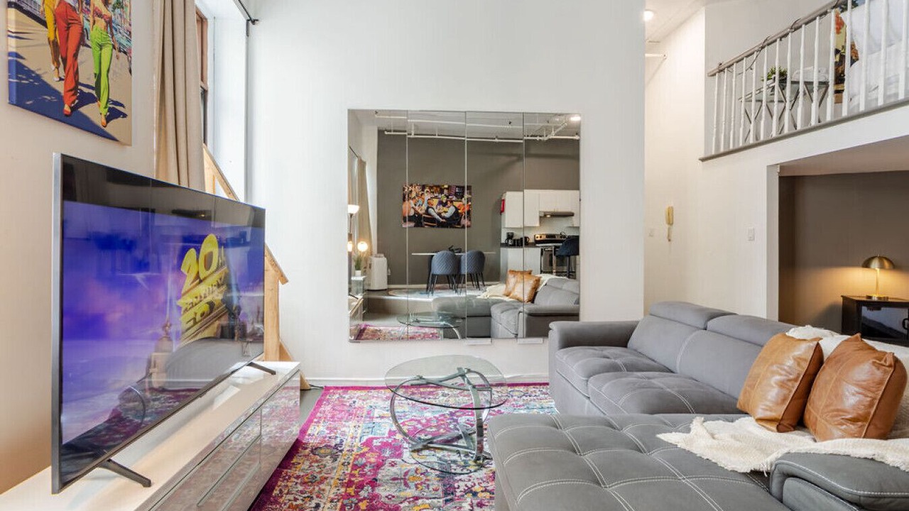 Photo of Livingroom in Cite Multimedia