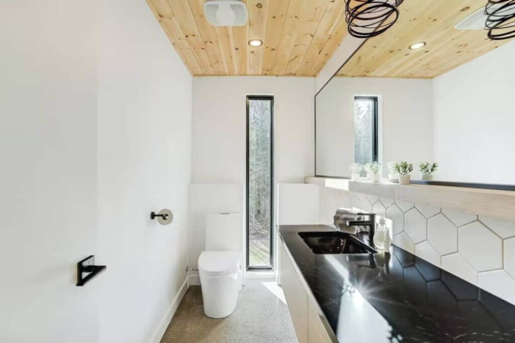 Photo of Bathroom in Saint Come