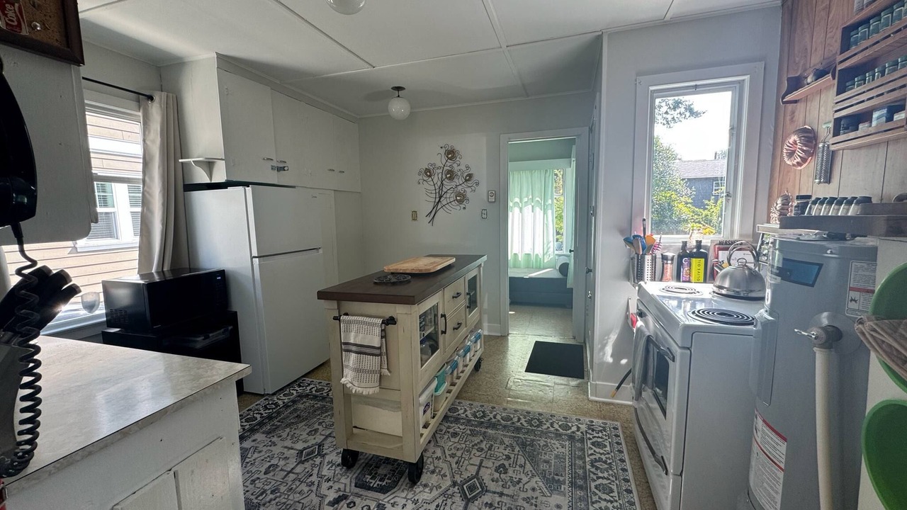 Photo of Kitchen in Inner Harbour