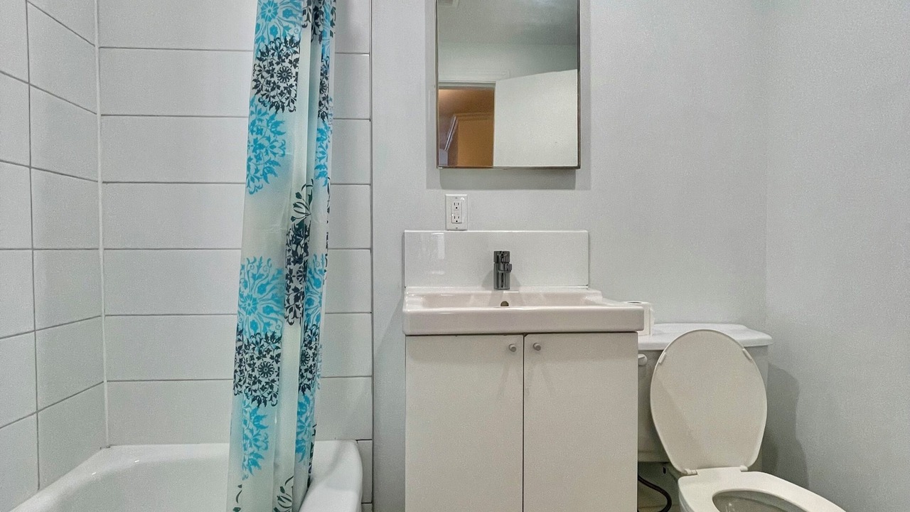 Photo of Bathroom in Milton Park