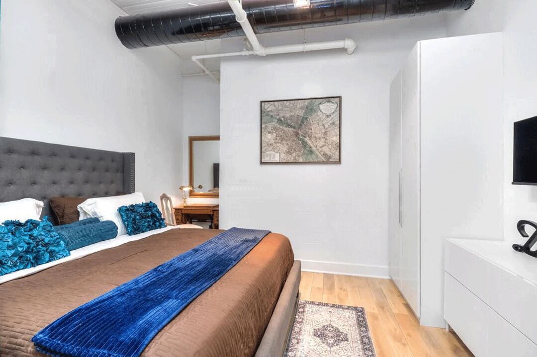 Photo of Bedroom in Old Montreal