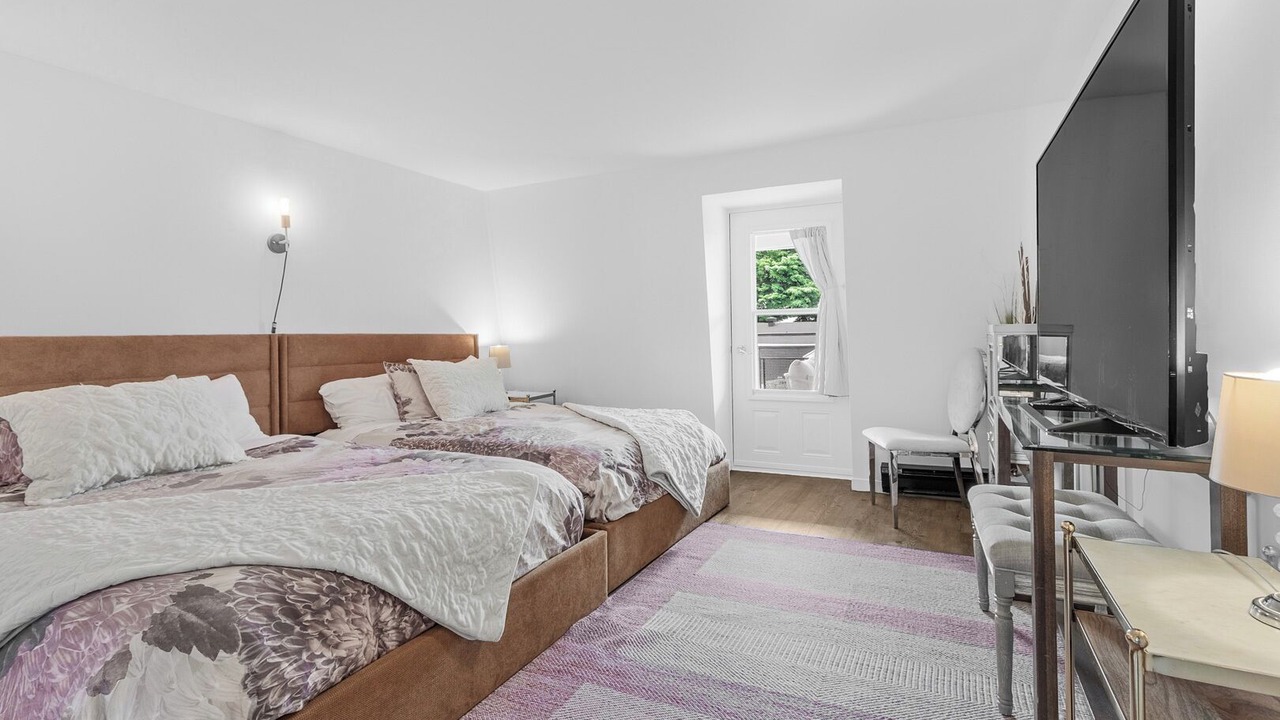 Photo of Bedroom in Desjardins