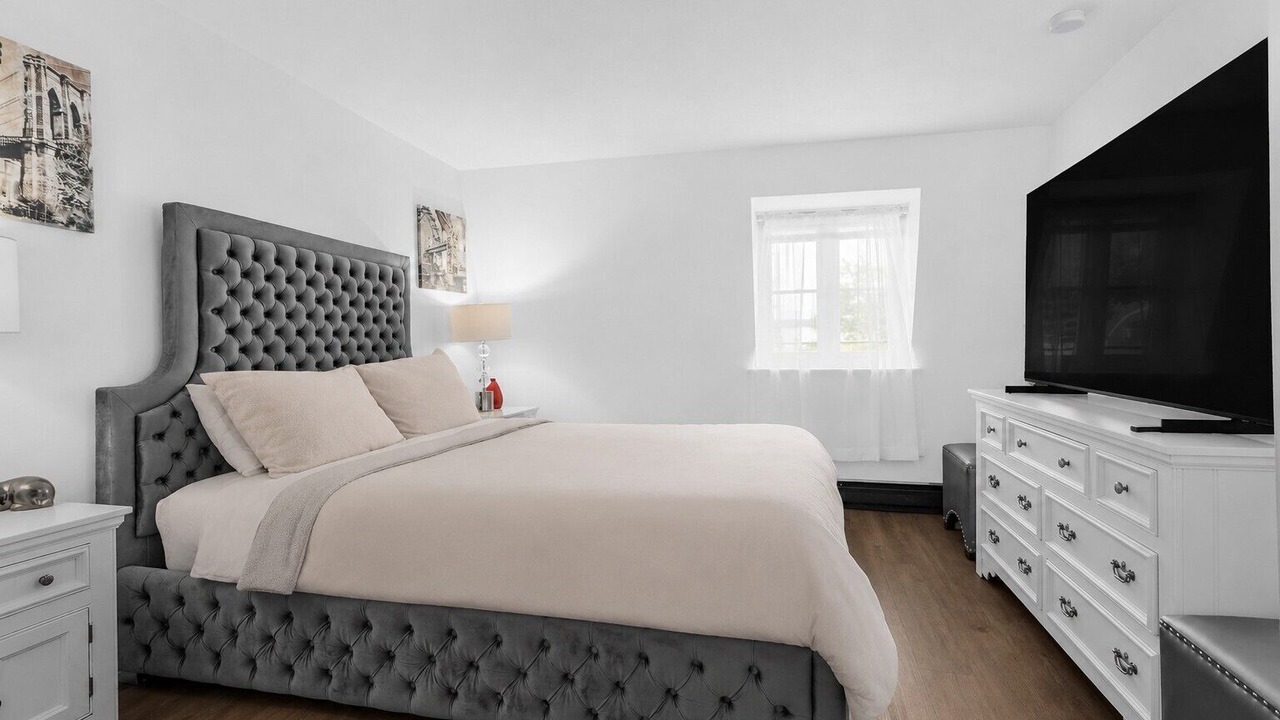 Photo of Bedroom in Desjardins