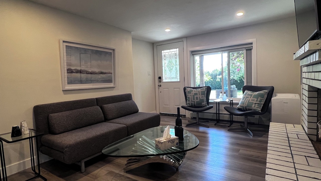 Photo of Livingroom in Hollyburn