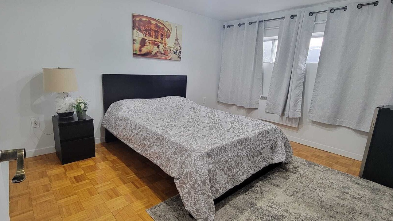 Photo of Bedroom in Saint-Hubert