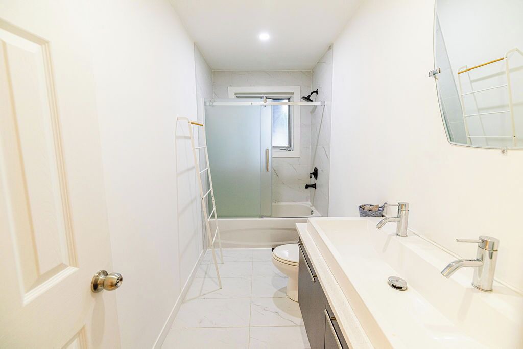 Photo of Bathroom in Brossard