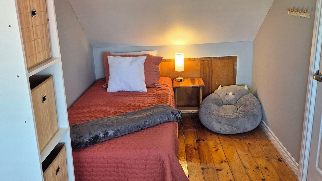 Photo of Bedroom in Sauble Beach