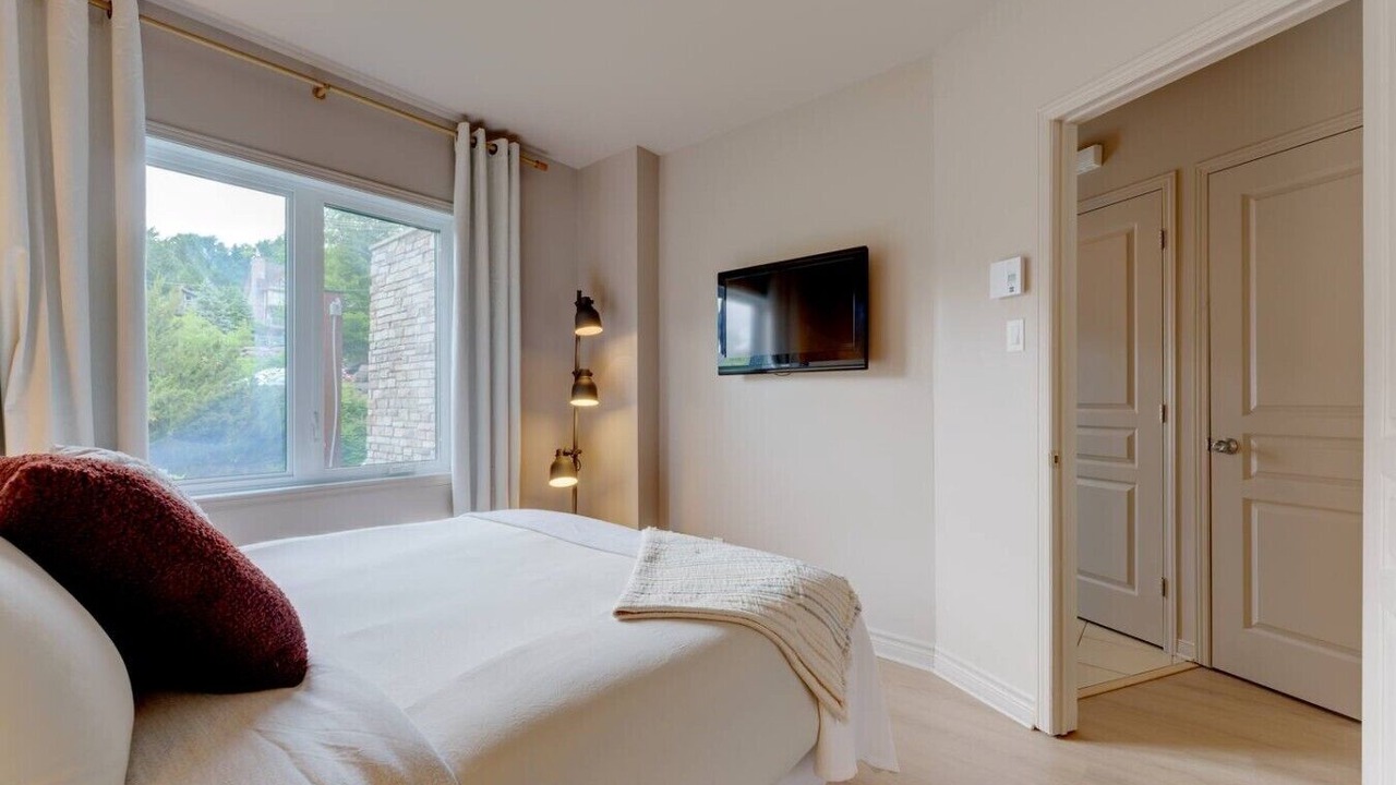 Photo of Bedroom in Bromont