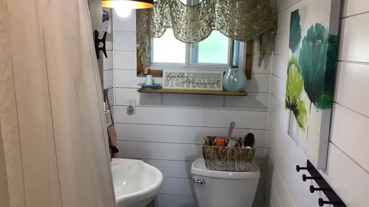 Photo of Bathroom in Romney
