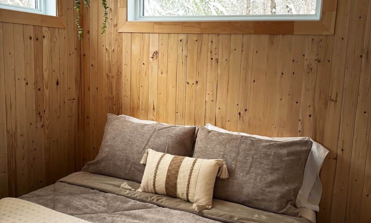Photo of Bedroom in St-Augustin-de-Woburn