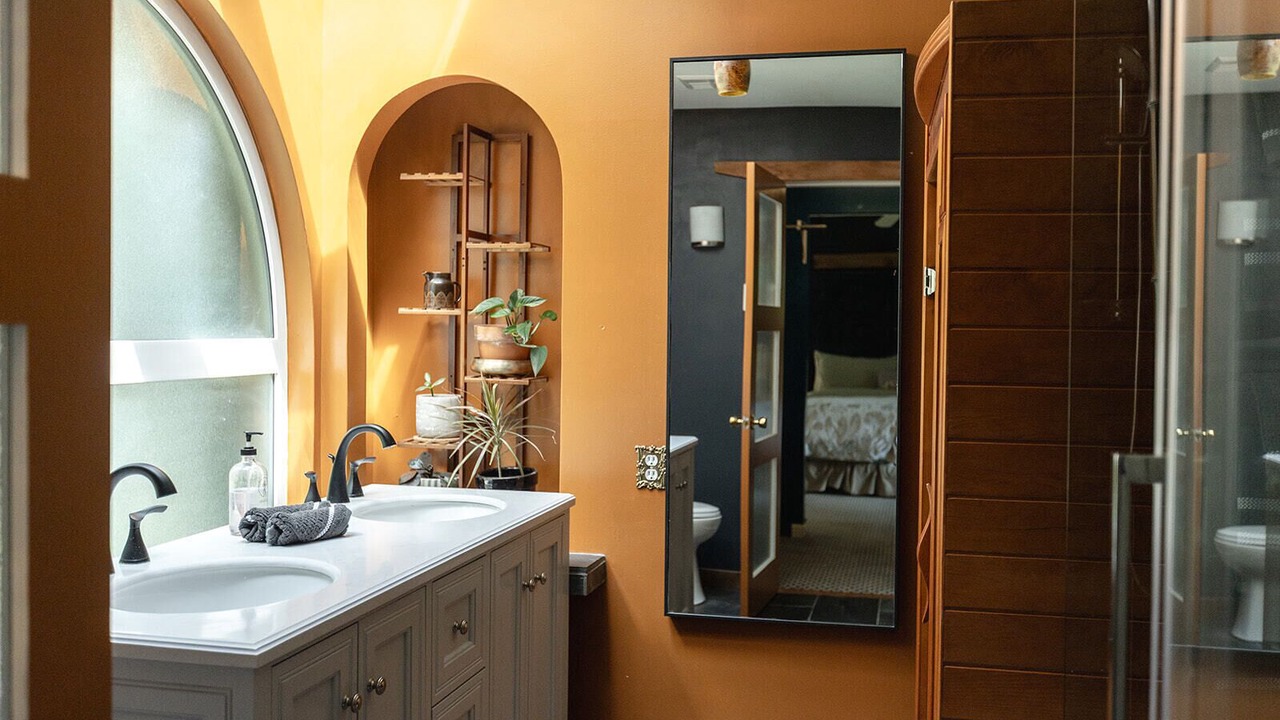 Photo of Bathroom in Juan de Fuca Electoral Area
